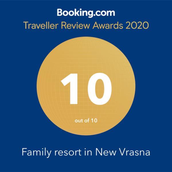 Family Resort In Vrasná Eksteriør billede